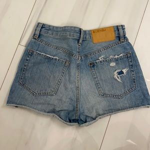 Hugh waist denim shorts